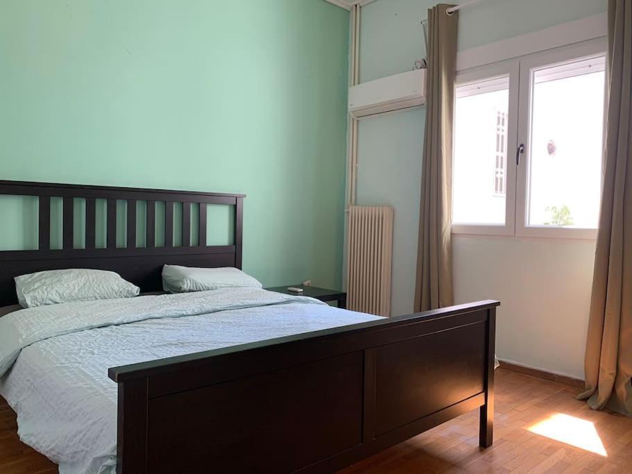 2 Bedroom Apartment 300 Meters Metro Aghios Loanis Athén Kültér fotó